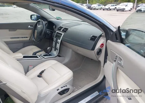 2012 Volvo C70 T5/T5 Platinum/T5 Premier Plus from USA, damaged, VIN YV1672MC6CJ126068